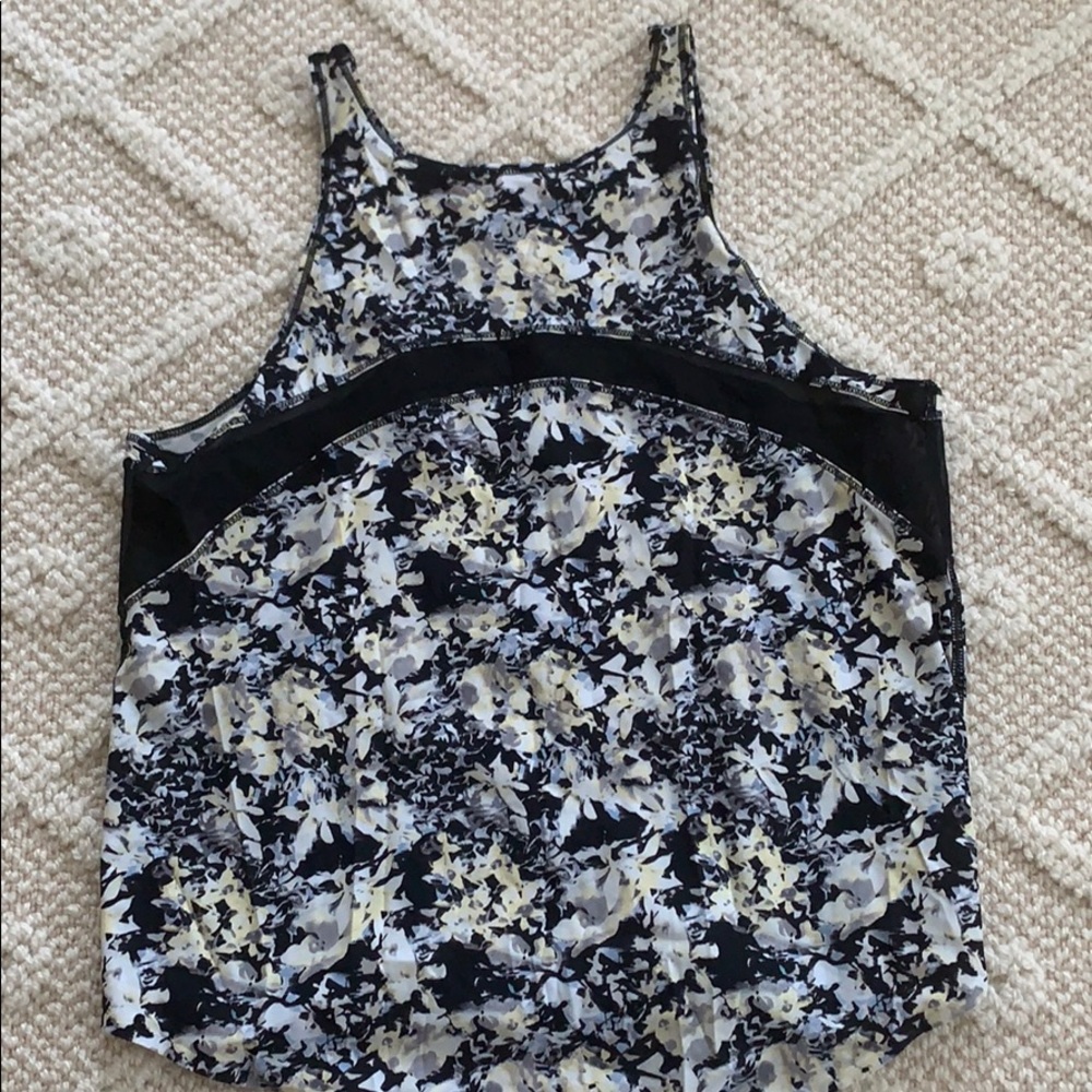 Lululemon Tank - Picture 3 of 4